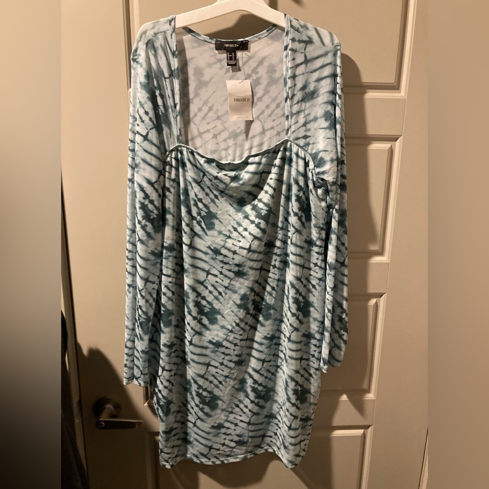 Blue Tie-Dye Long Sleeve Dress